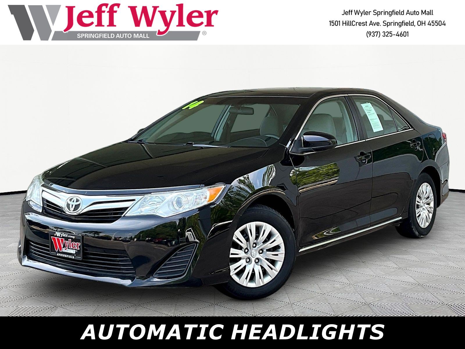 Used 2014 Toyota Camry LE
