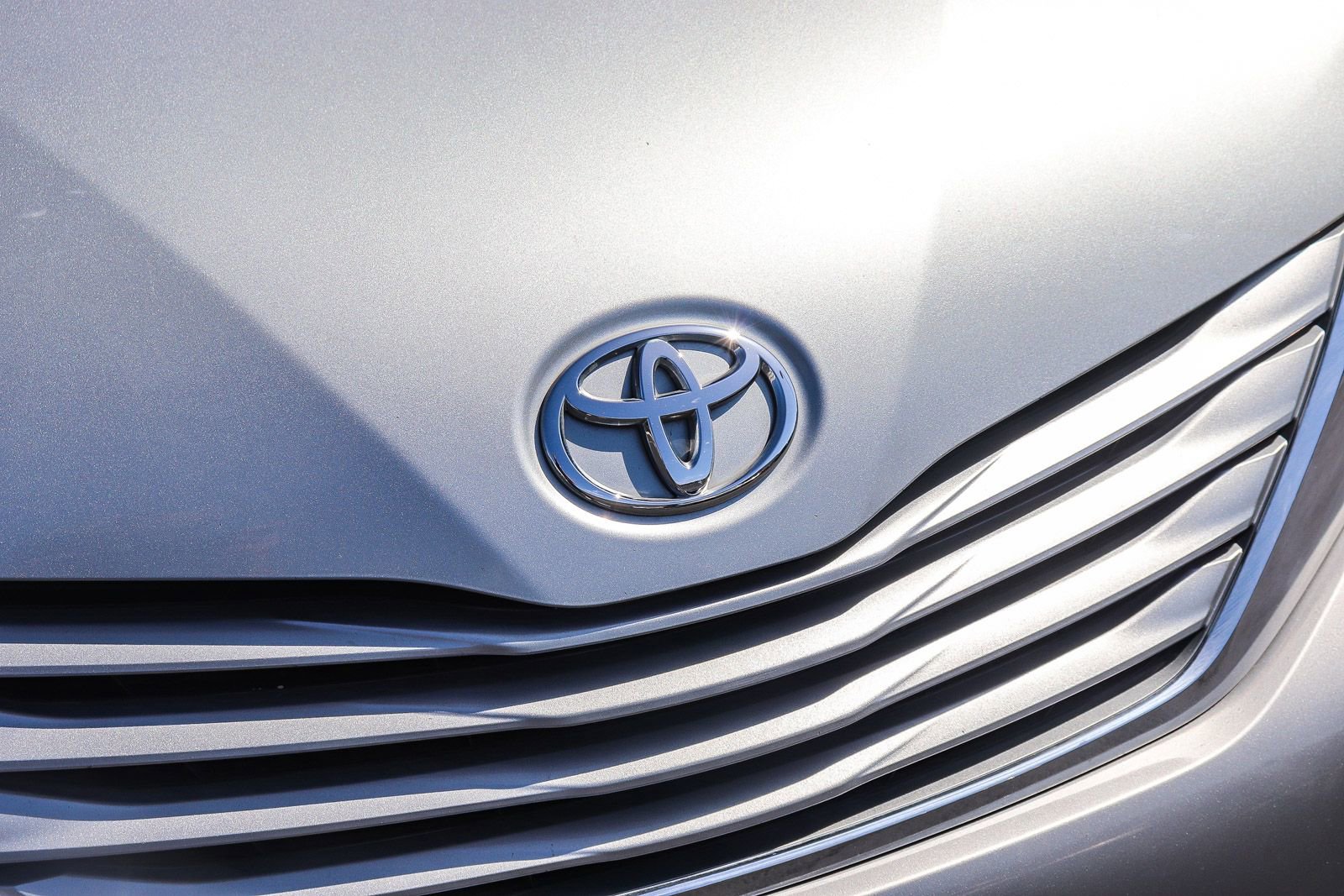 Certified 2017 Toyota Sienna LE FWD image 11