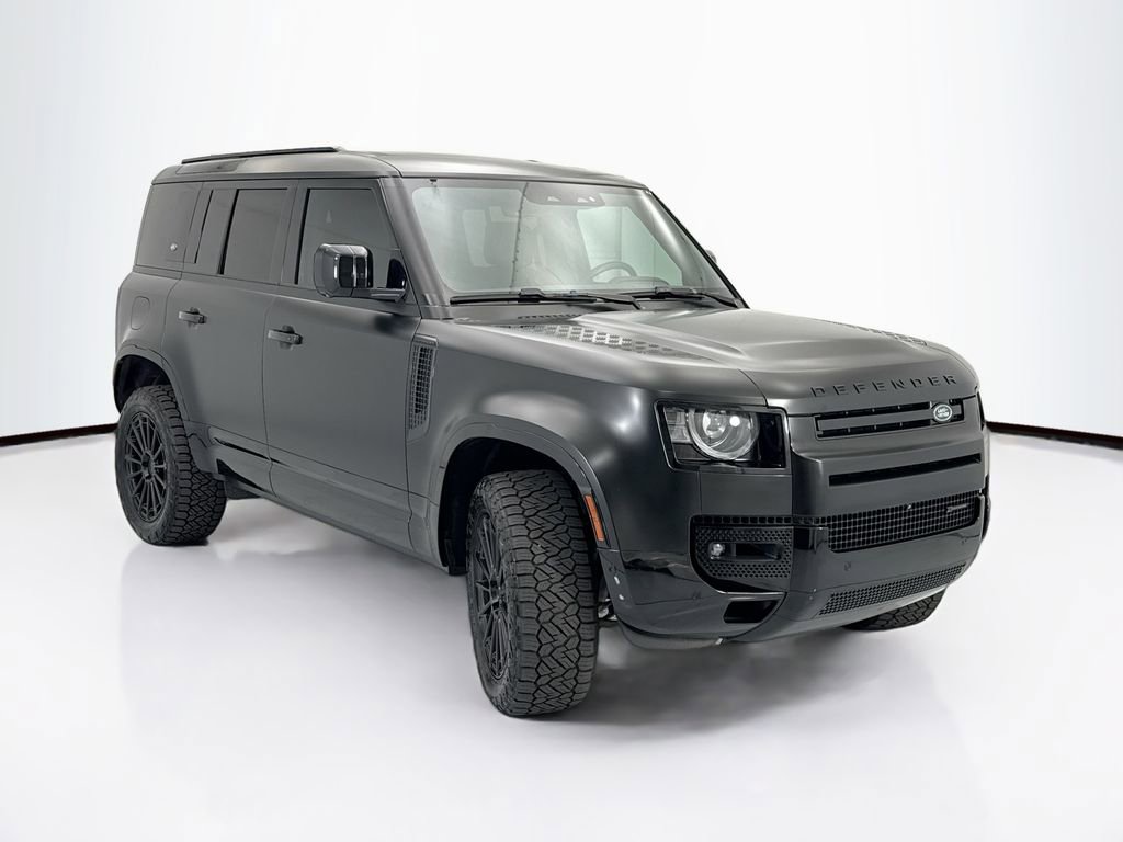 Certified 2023 Land Rover Defender 110 X-Dynamic SE image 3
