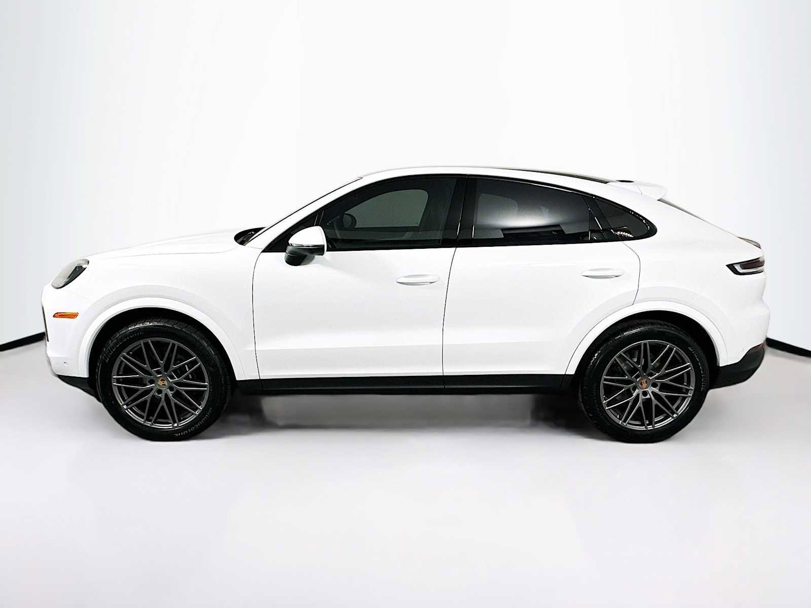 New 2026 Porsche Cayenne Coupe image 2