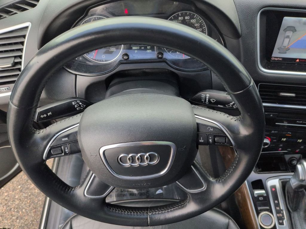 Used 2016 Audi Q5 2.0T Premium Plus w/ Technology Package AWD/4WD image 19