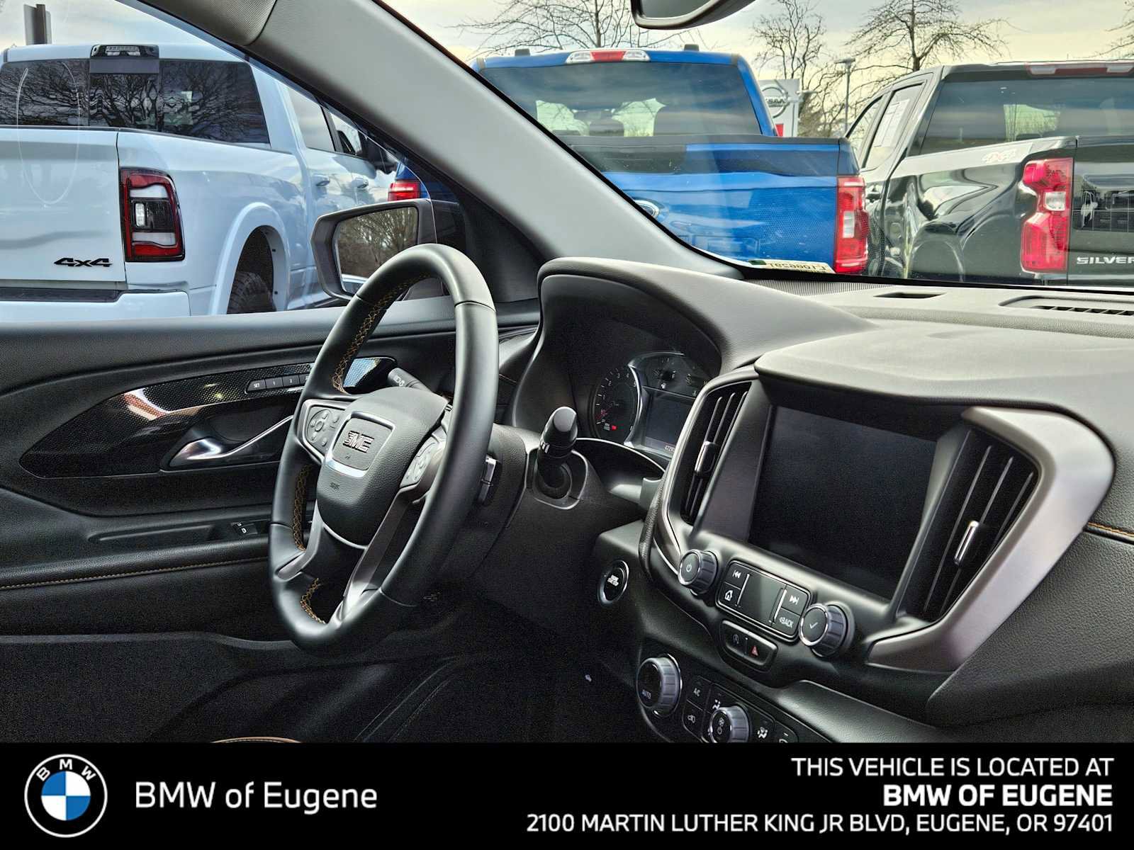 Used 2023 GMC Terrain AT4 image 12