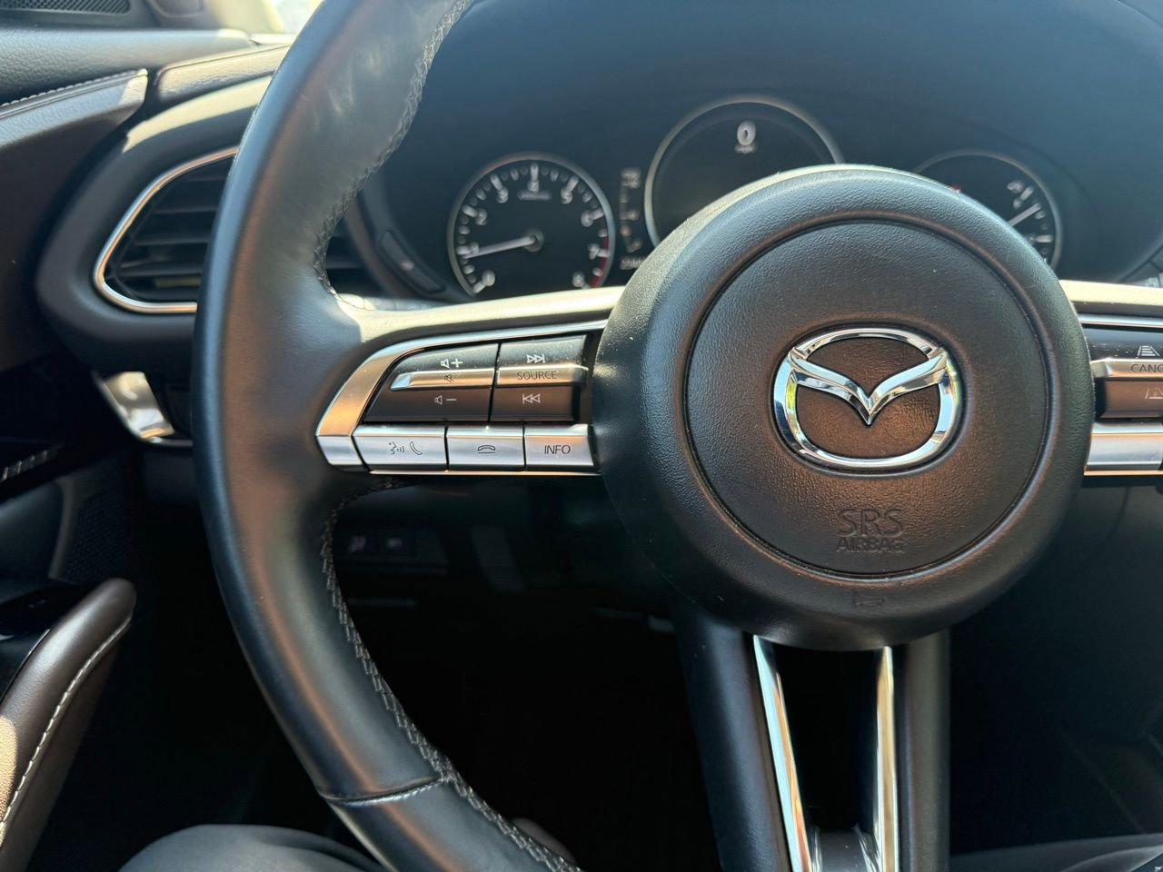 Used 2021 MAZDA CX-30 AWD 2.5 S w/ Premium Package image 18