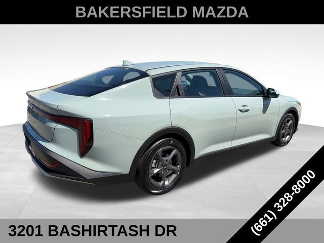Used 2025 Kia K4 FWD image 5