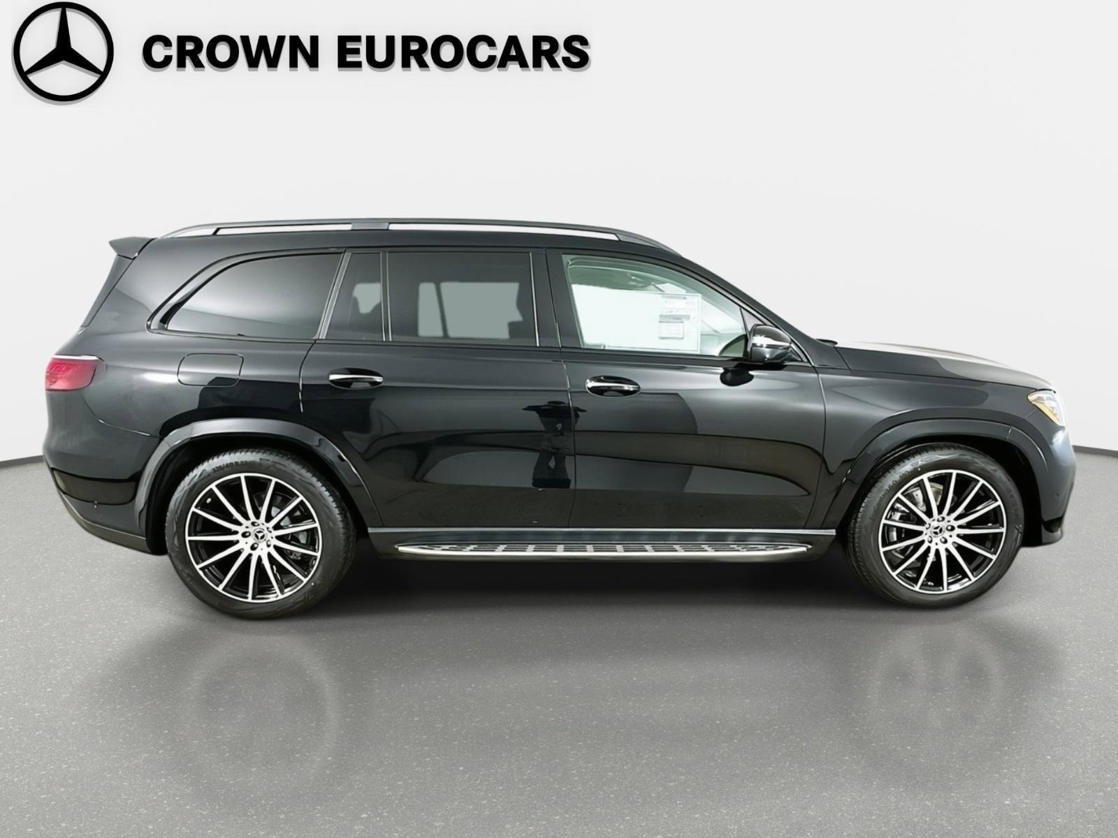 Used 2026 Mercedes-Benz GLS 450 4MATIC image 4