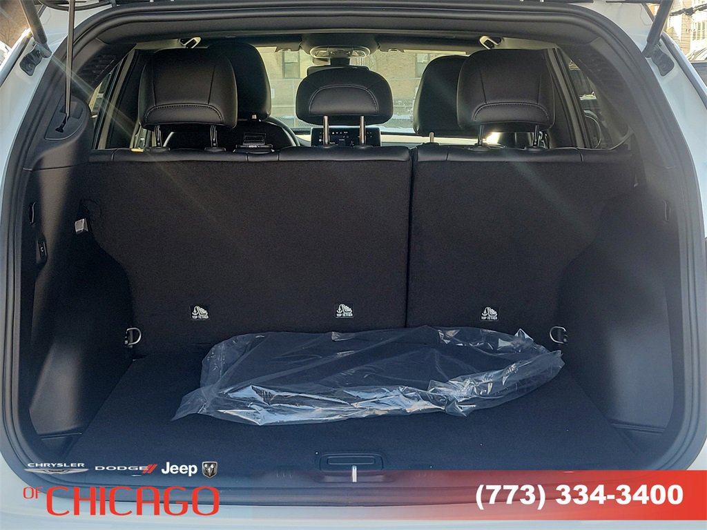 New 2026 Jeep Compass Limited image 7