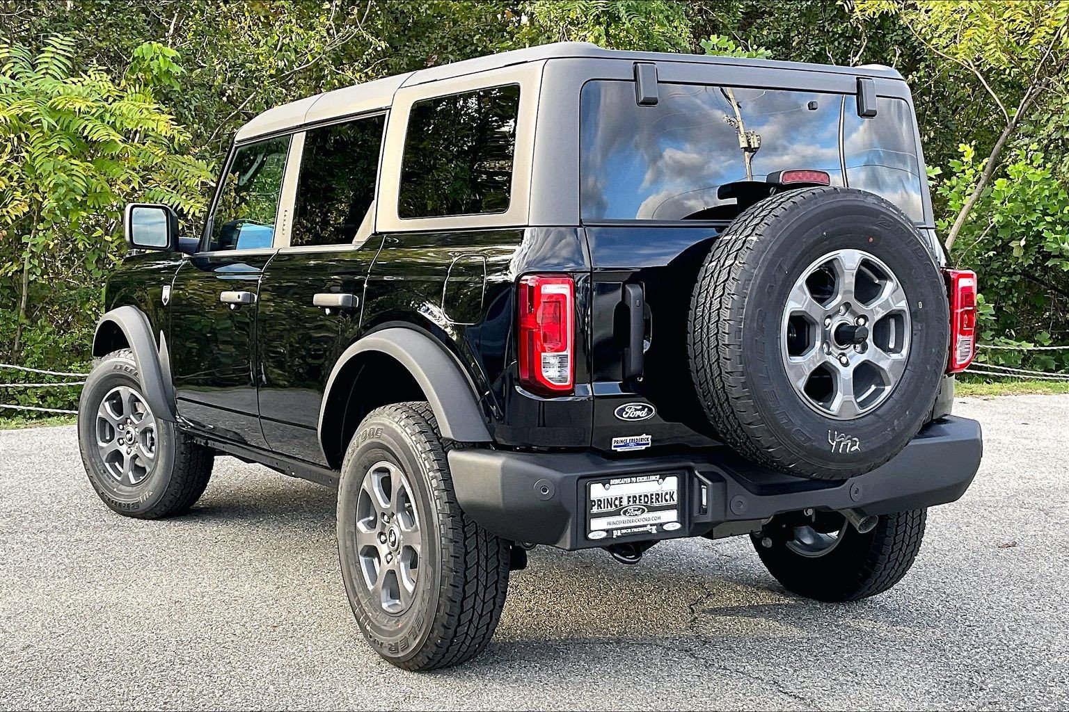 New 2026 Ford Bronco Big Bend AWD/4WD image 3
