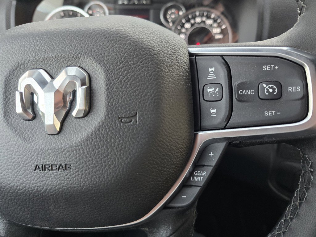 New 2026 RAM 2500 Big Horn AWD/4WD image 15