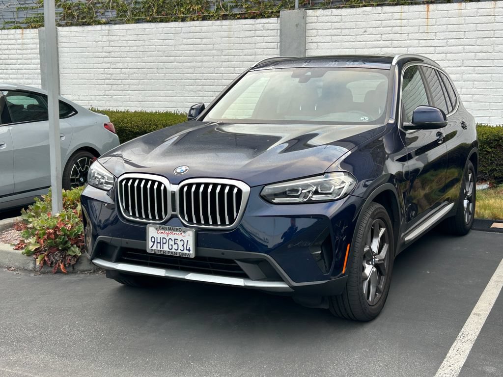 Used 2023 BMW X3 xDrive30i w/ Convenience Package AWD/4WD image 2
