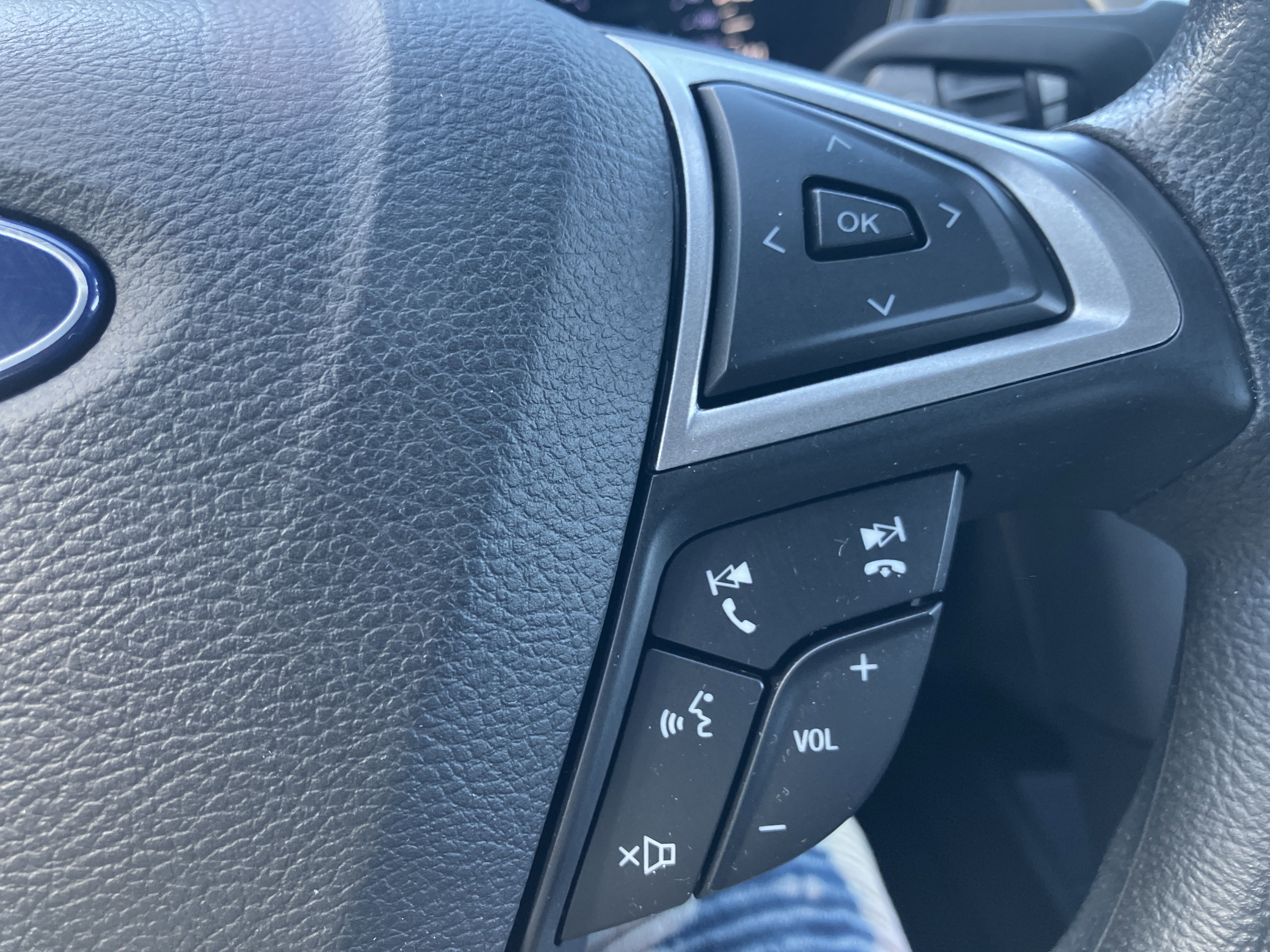 Used 2020 Ford Fusion S image 24