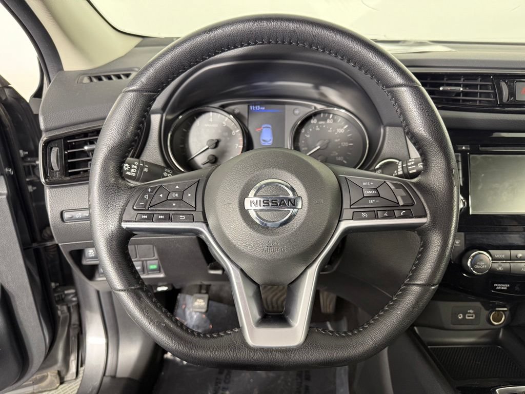 Used 2021 Nissan Rogue Sport SV FWD image 25