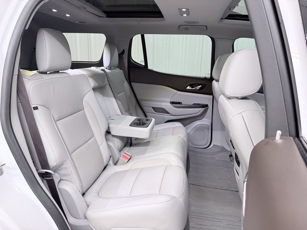 Used 2019 GMC Acadia SLT w/ LPO, Floor Liner Package FWD image 41