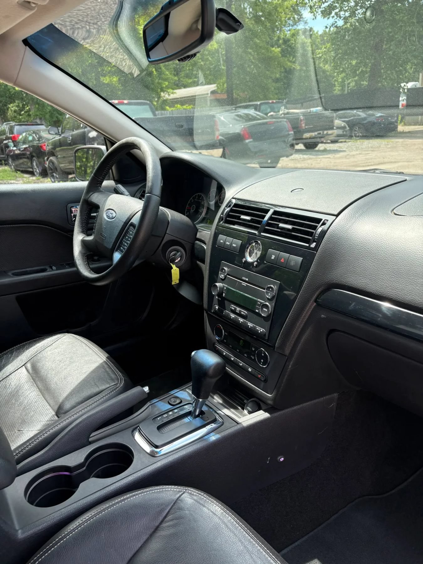 Used 2009 Ford Fusion SEL FWD image 16