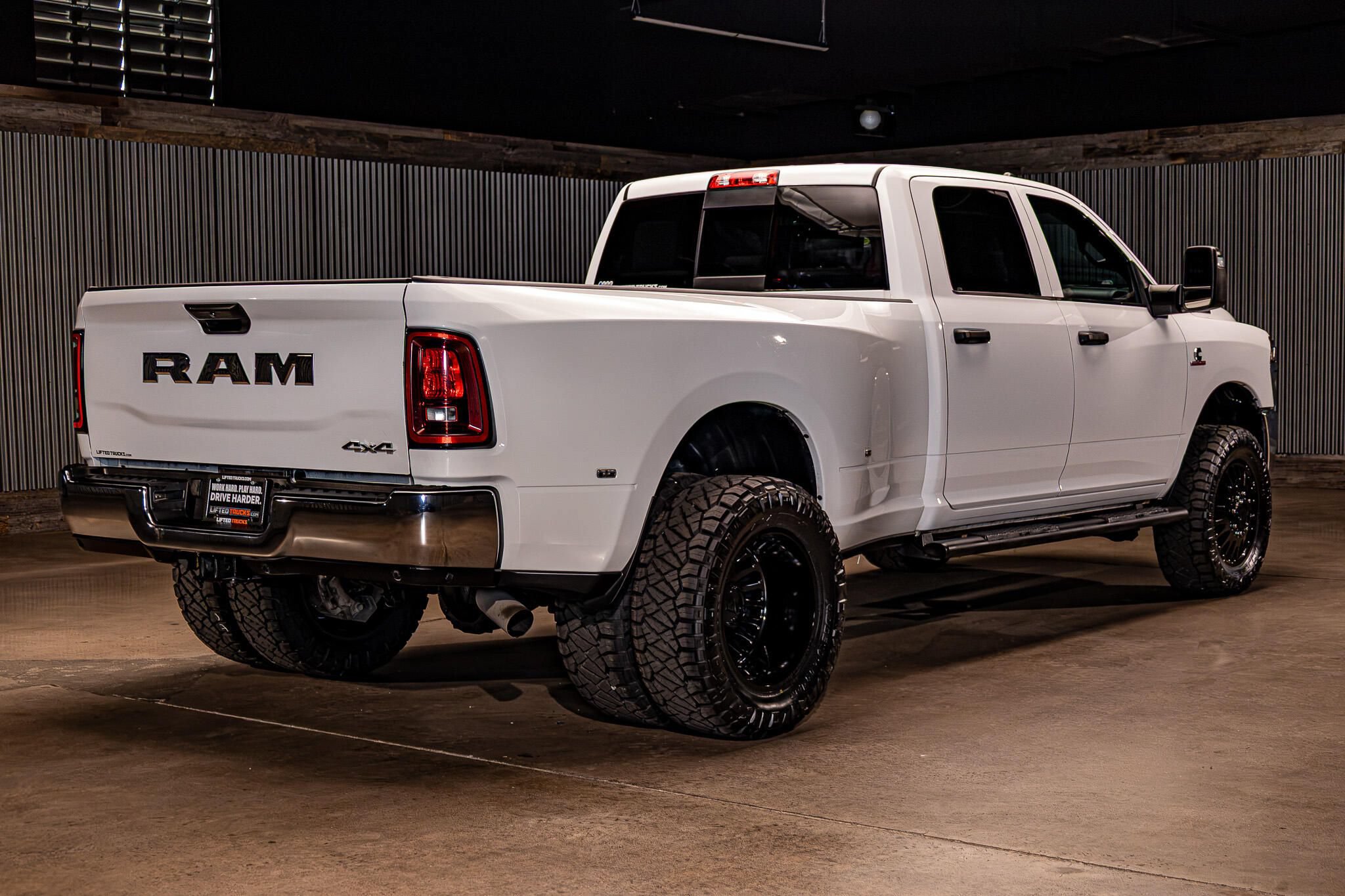 Used 2025 RAM 3500 Tradesman AWD/4WD image 10