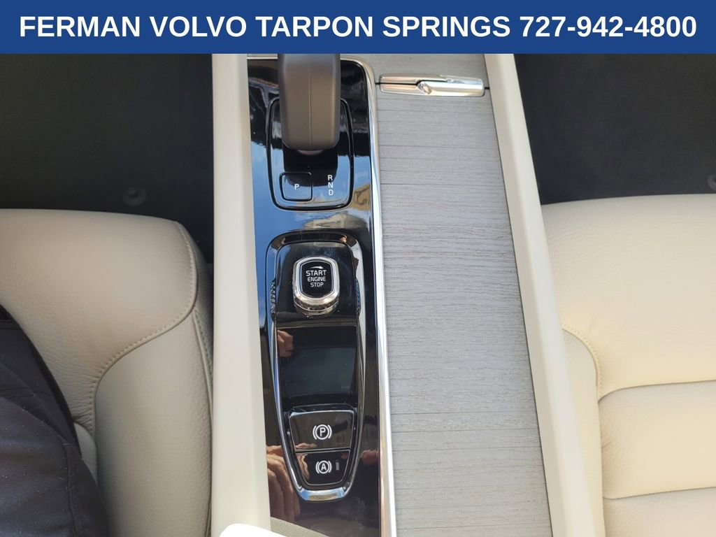 New 2026 Volvo V60 B5 Cross Country Plus w/ Protection Package Premier image 26