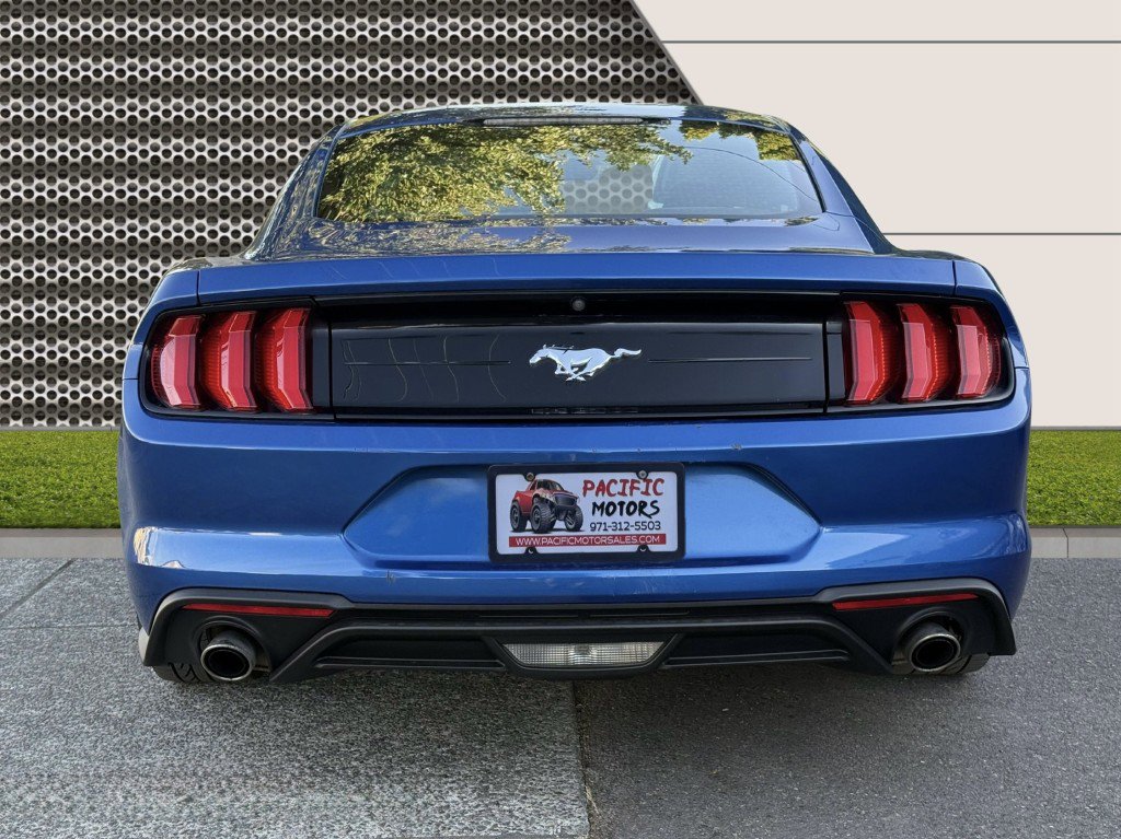 Used 2018 Ford Mustang Coupe image 8