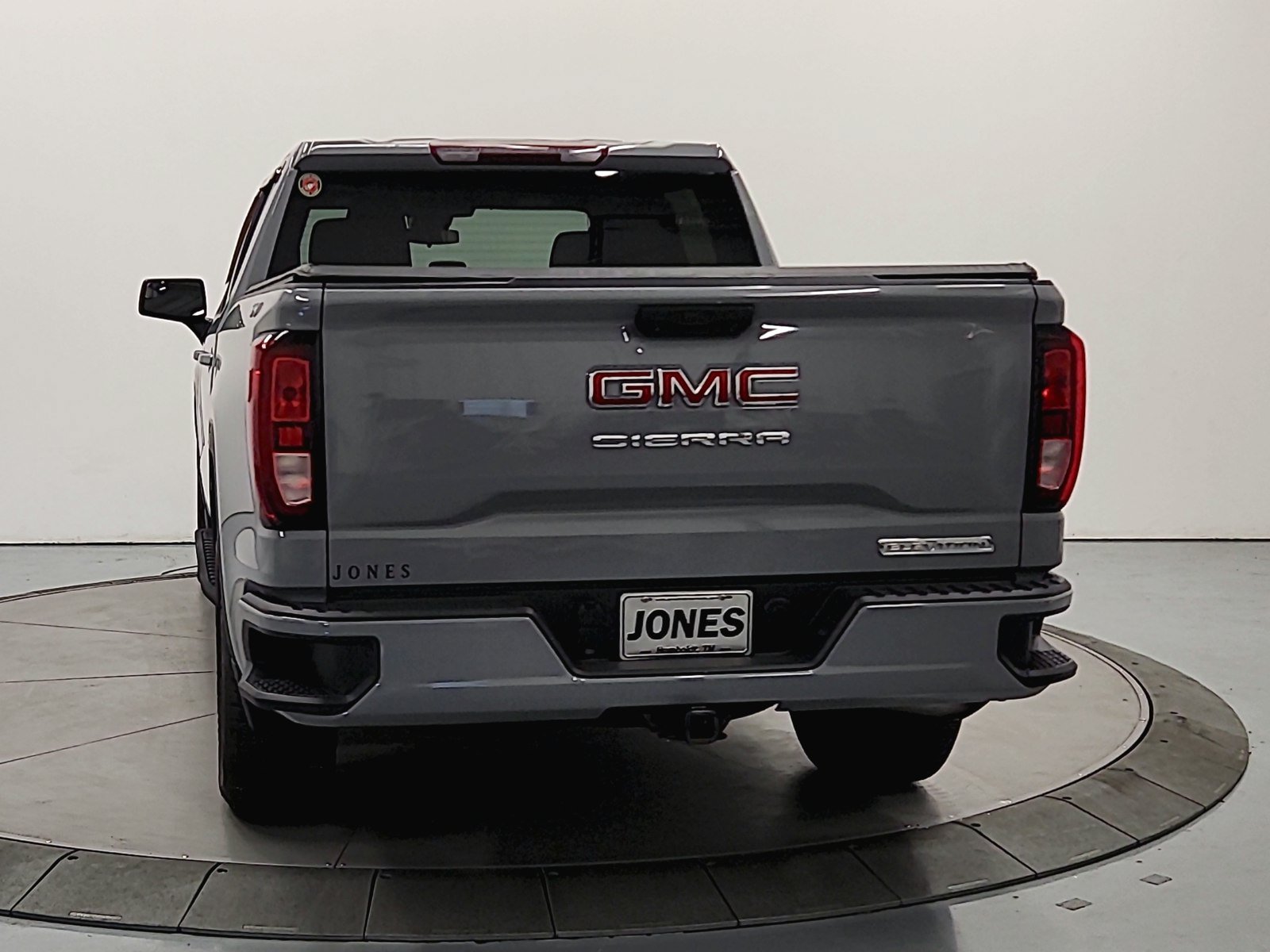 Used 2024 GMC Sierra 1500 Elevation AWD/4WD image 7