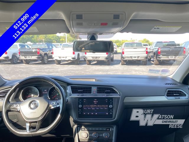 Used 2018 Volkswagen Tiguan SEL AWD/4WD image 18