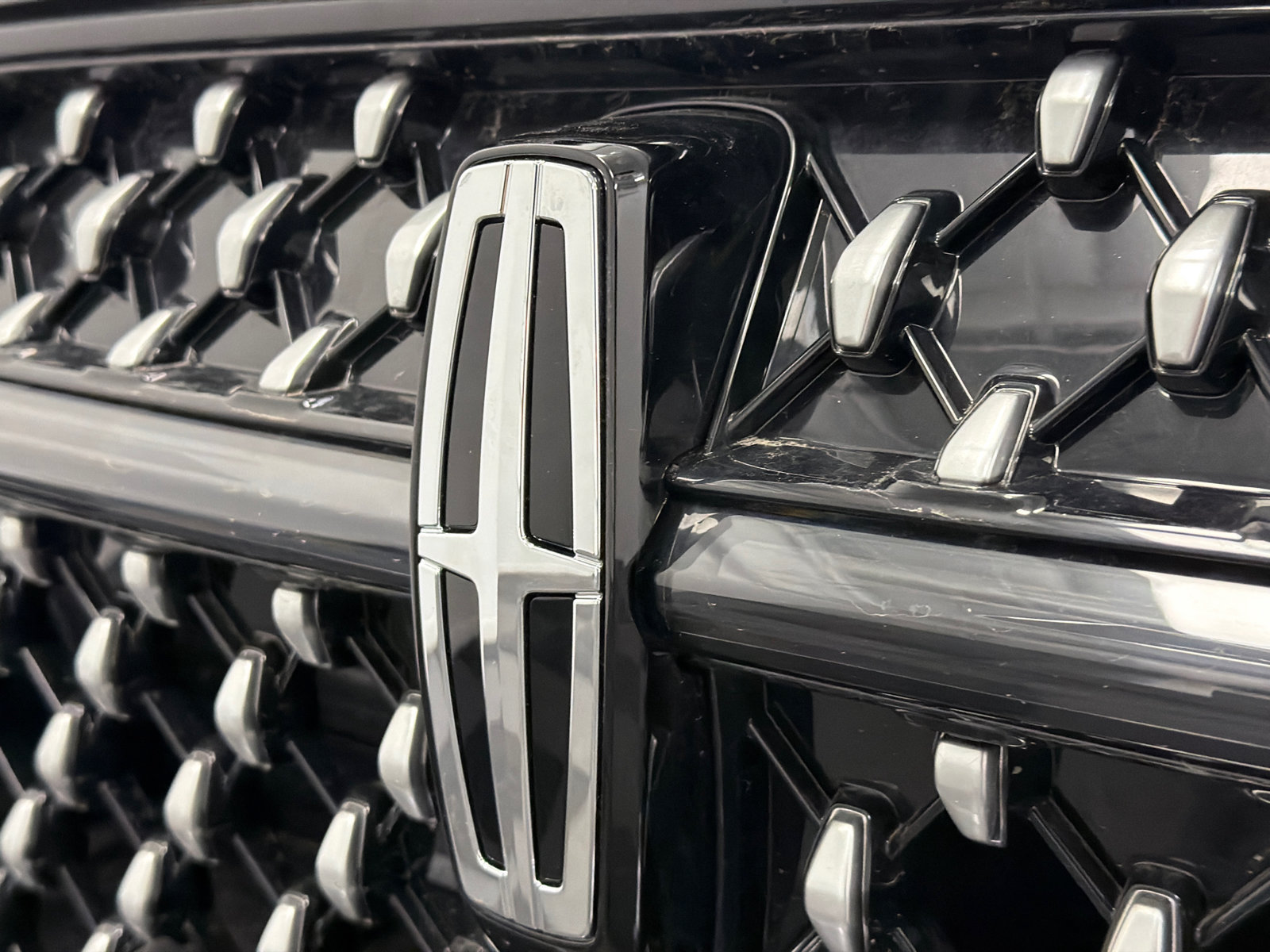 New 2026 Lincoln Nautilus Premier AWD/4WD image 14