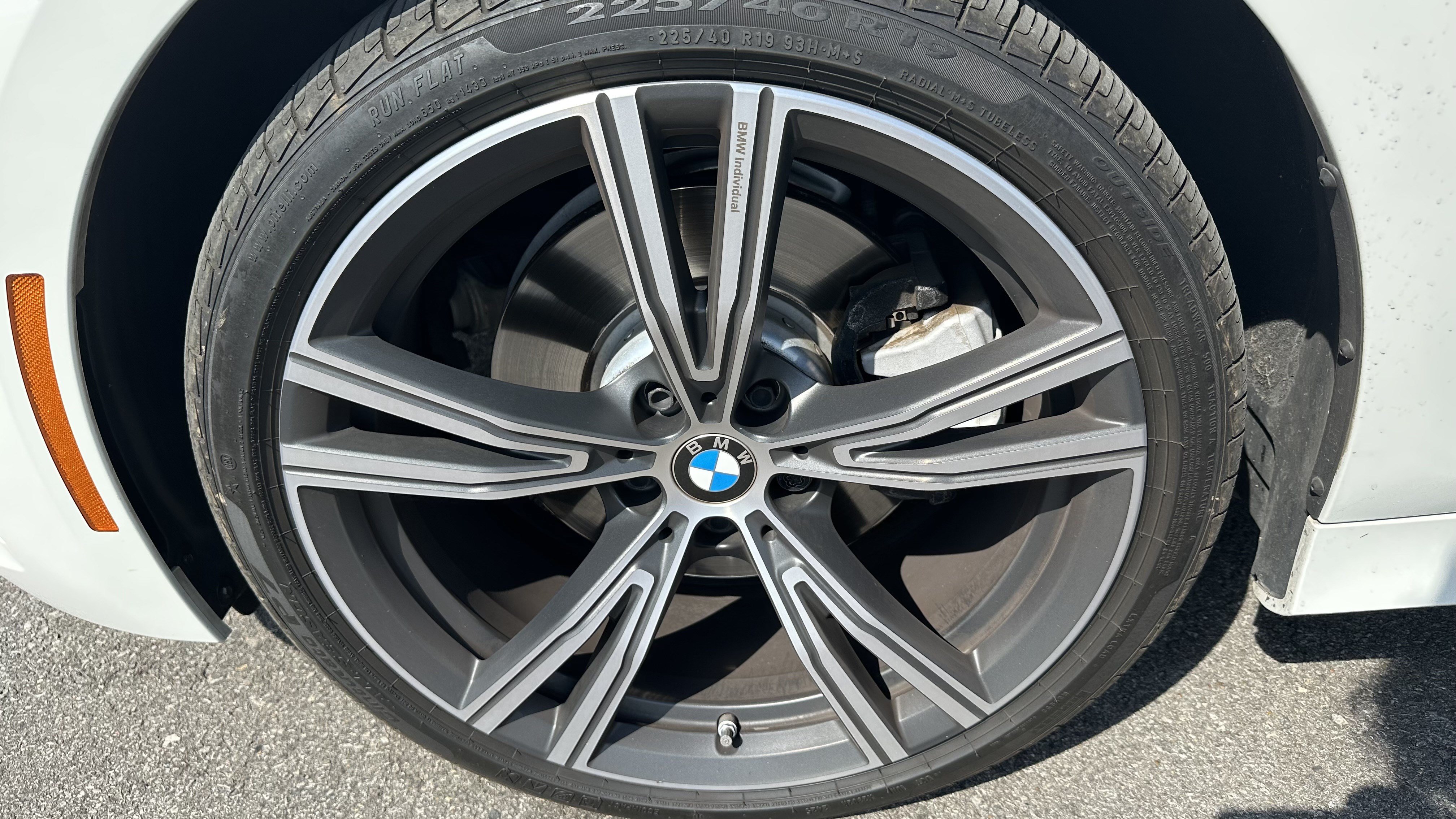 Used 2022 BMW 330i xDrive Sedan w/ Driving Assistance Package AWD/4WD image 12