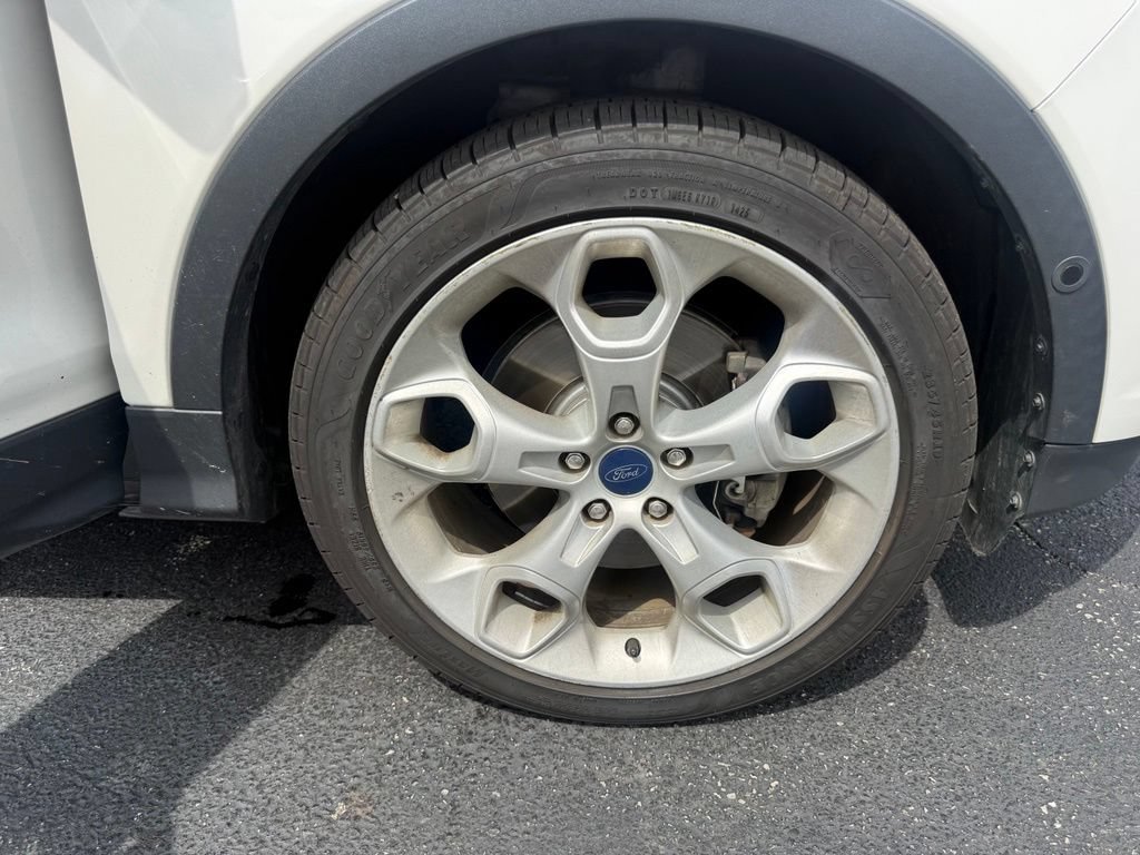 Used 2016 Ford Escape Titanium w/ Equipment Group 301A AWD/4WD image 52
