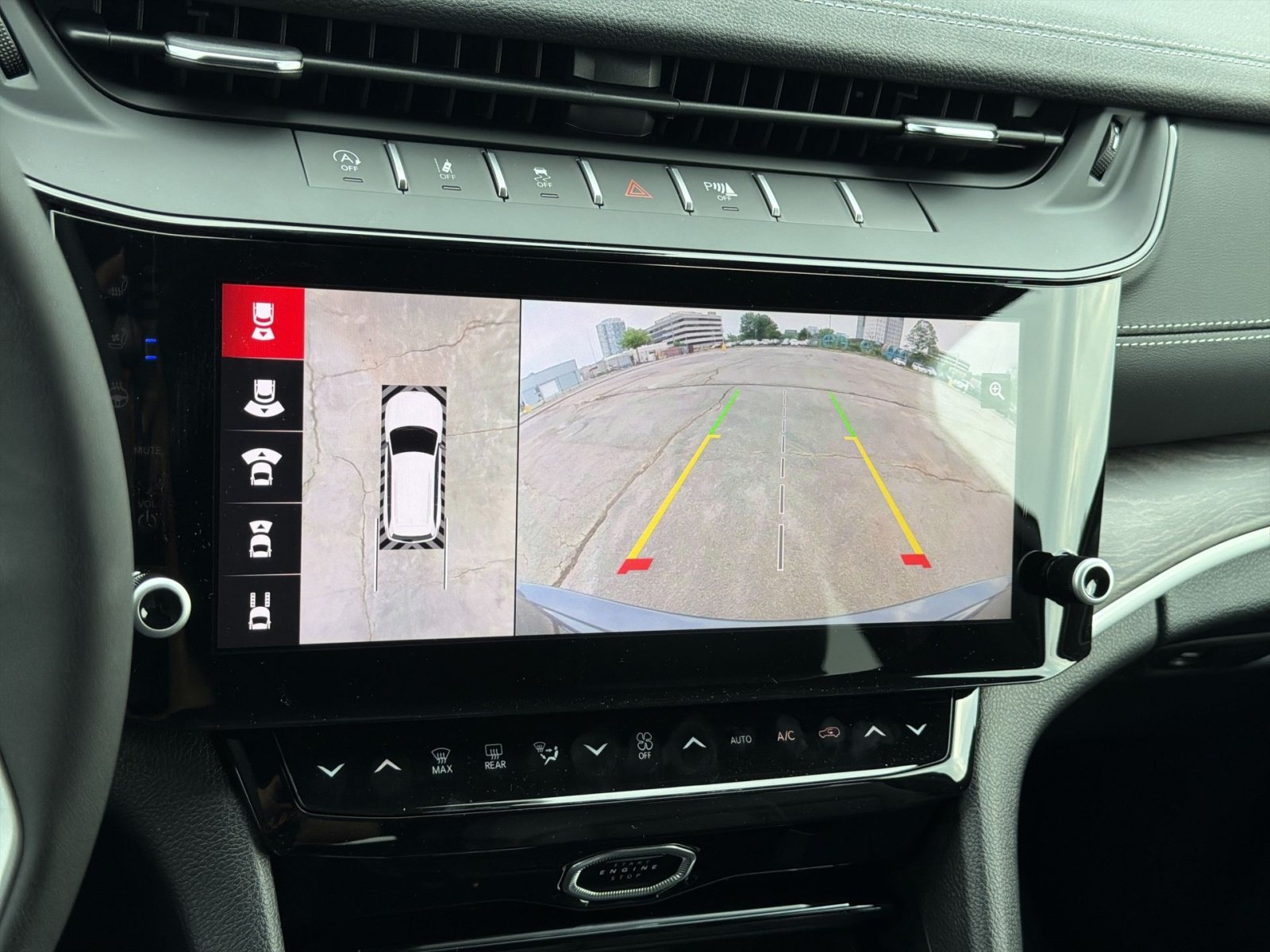 New 2026 Jeep Grand Cherokee Limited AWD/4WD image 19