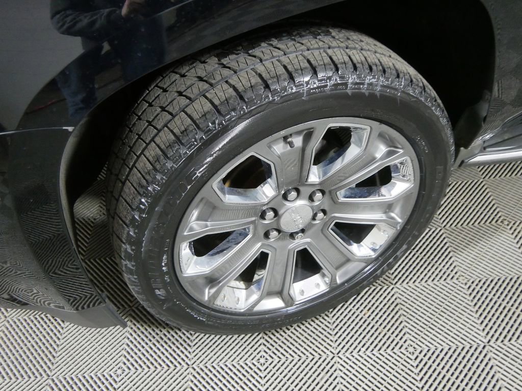 Used 2016 GMC Yukon Denali w/ Open Road Package image 8