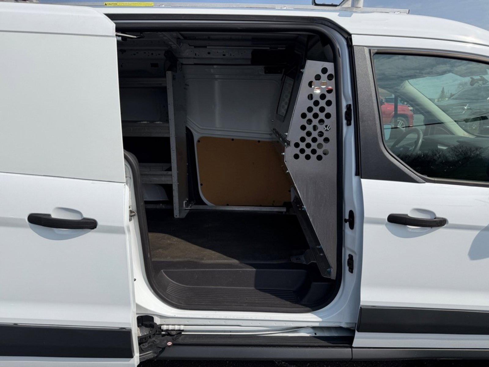 Used 2015 Ford Transit Connect XL FWD image 27