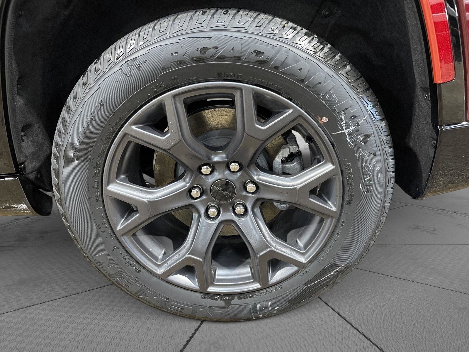 New 2026 Jeep Grand Wagoneer Limited w/ Premium Group II image 12