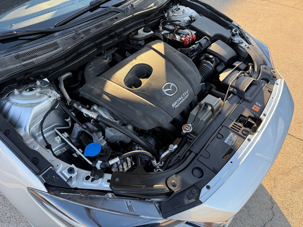Used 2018 MAZDA MAZDA3 Grand Touring w/ Premium Equipment Package FWD image 32