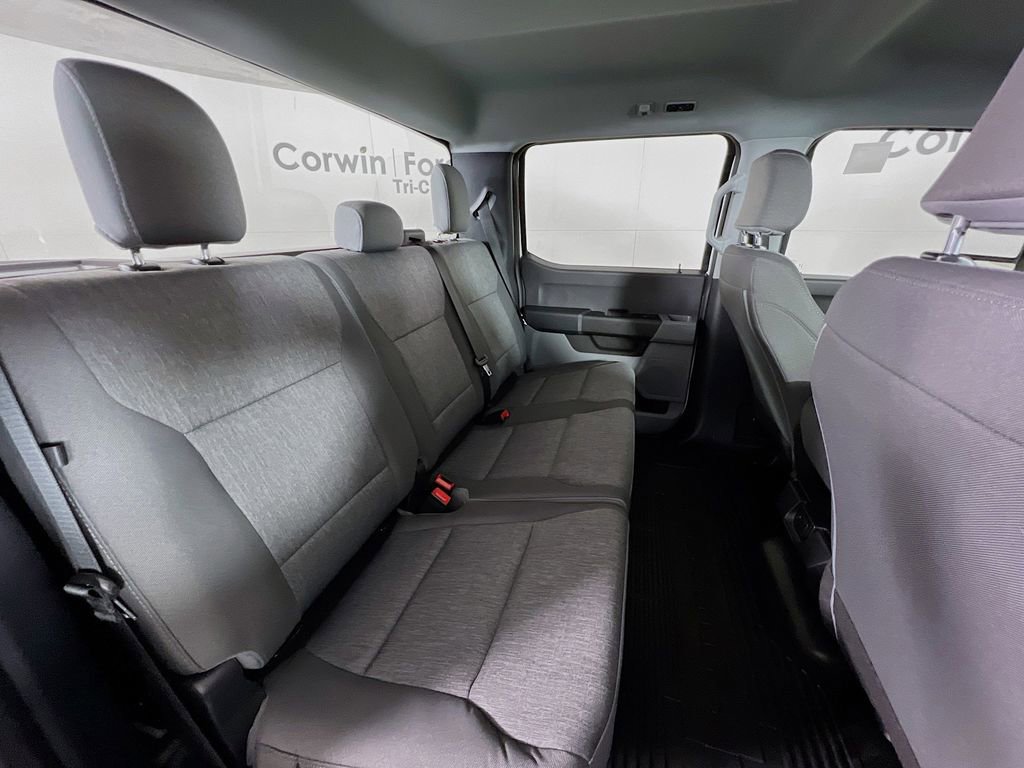 New 2026 Ford F250 XL w/ XL Chrome Package image 15