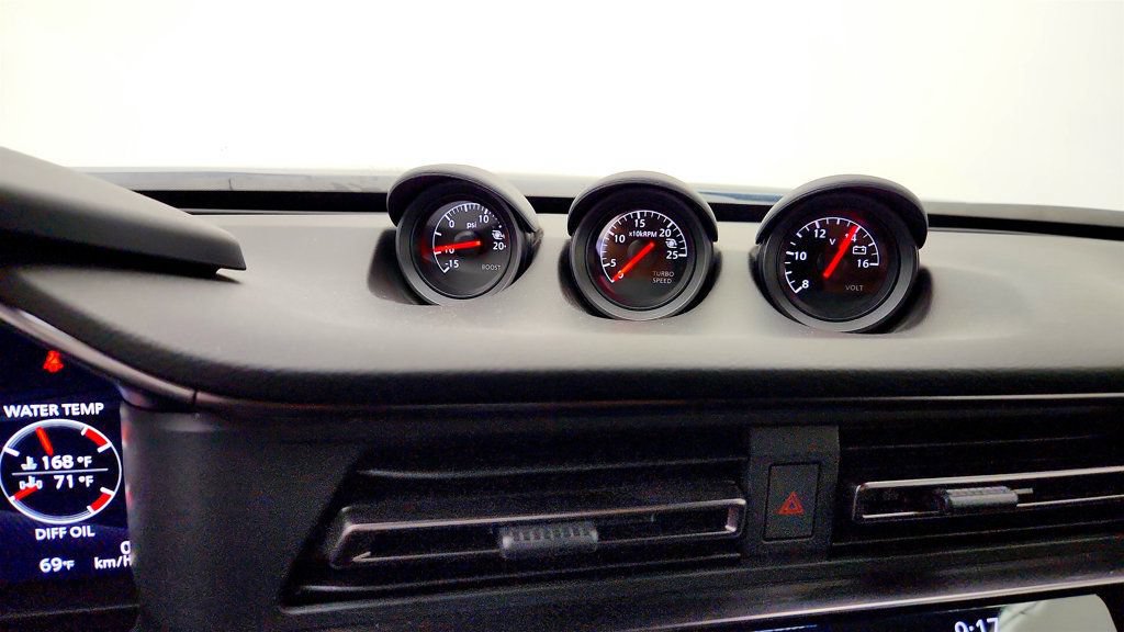 Used 2025 Nissan Z Performance w/ Floor Mat Package RWD image 17