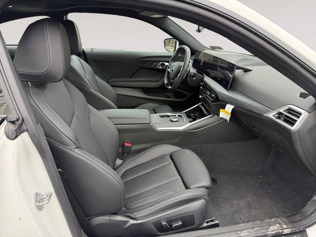 Certified 2025 BMW 230i xDrive Coupe w/ Convenience Package image 15