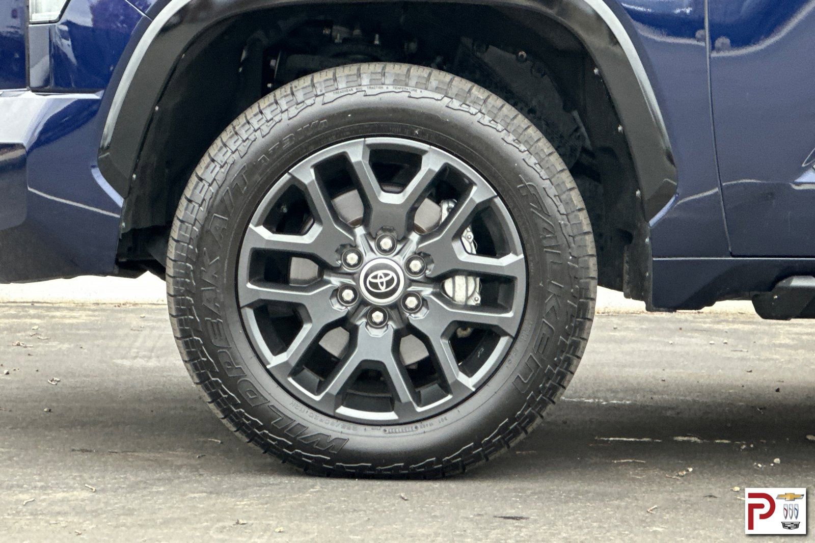 Used 2023 Toyota Tundra Platinum image 32