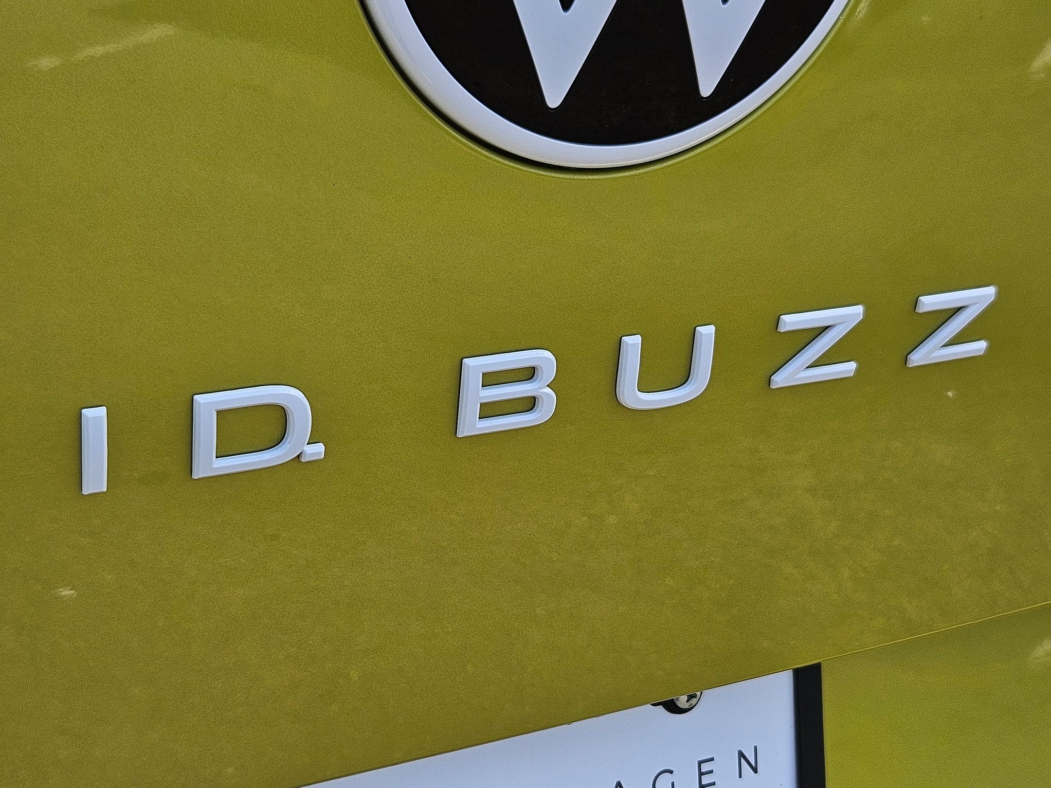 New 2025 Volkswagen ID. Buzz 1st Edition RWD image 26