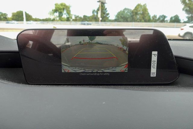 Certified 2025 MAZDA MAZDA3 s FWD image 20