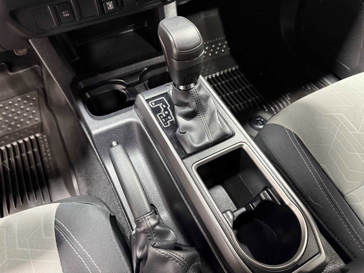 Used 2023 Toyota Tacoma TRD Sport image 12