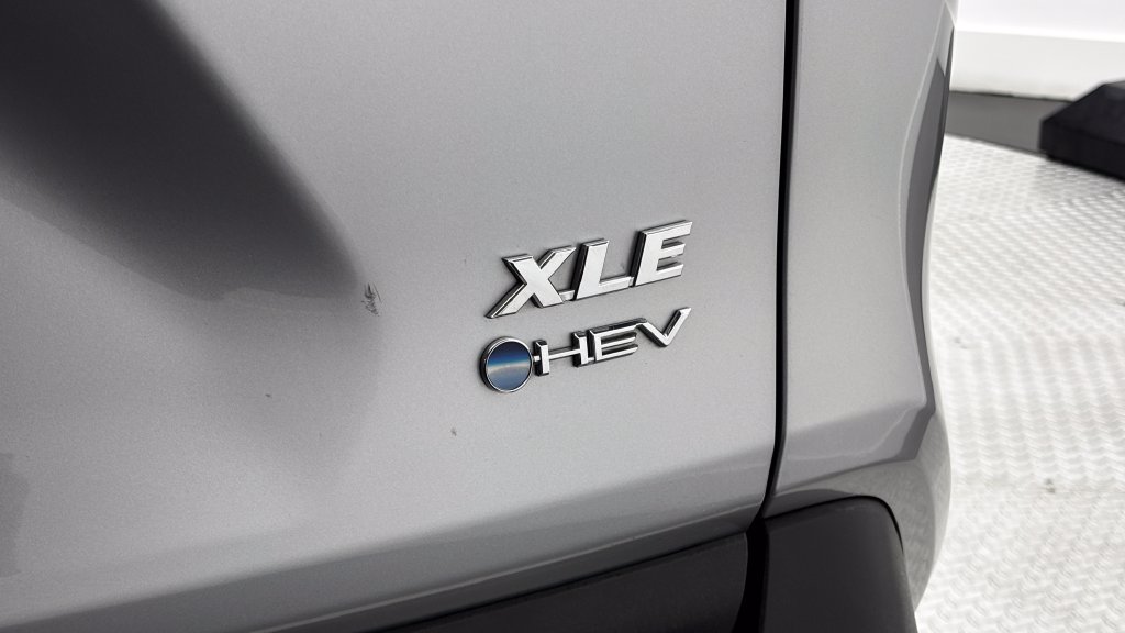 Certified 2025 Toyota RAV4 XLE AWD/4WD image 9
