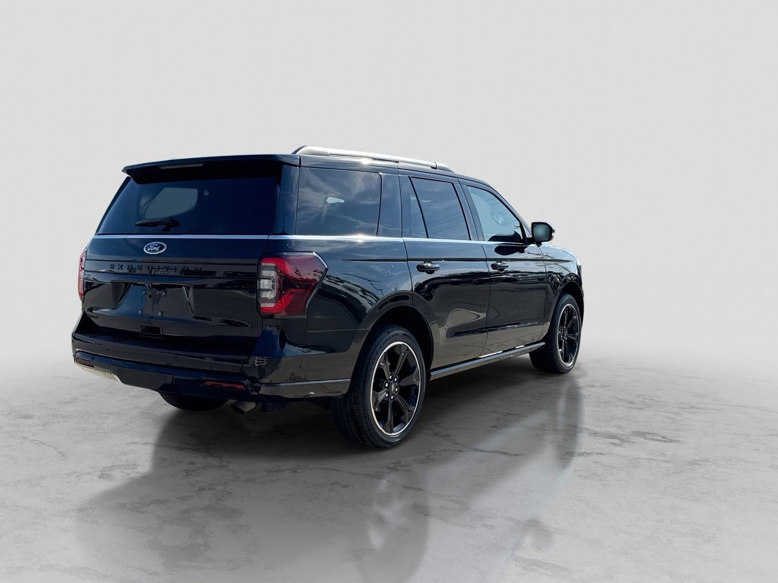 Used 2023 Ford Expedition Limited AWD/4WD image 8
