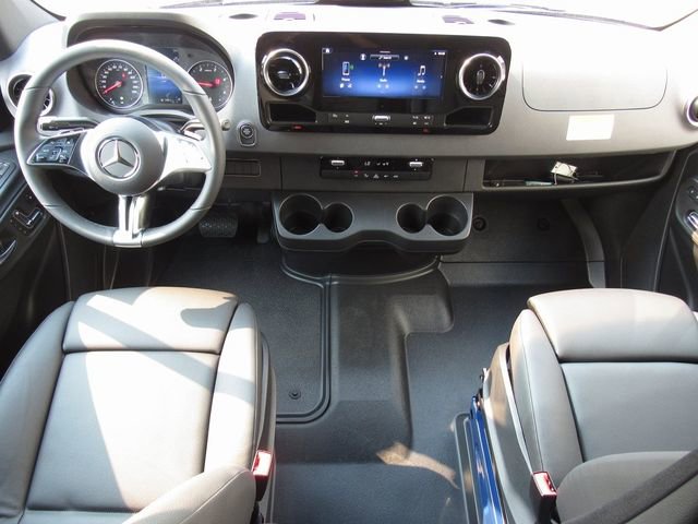 New 2025 Mercedes-Benz Sprinter 2500 image 34