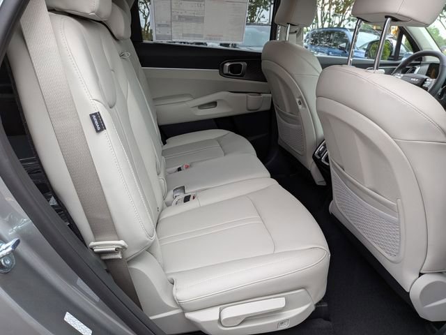 New 2026 Kia Sorento EX FWD image 23