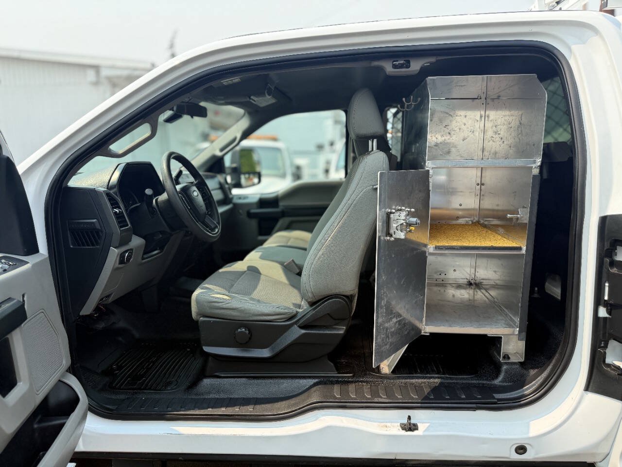 Used 2019 Ford F350 XL w/ Power Equipment Group AWD/4WD image 23