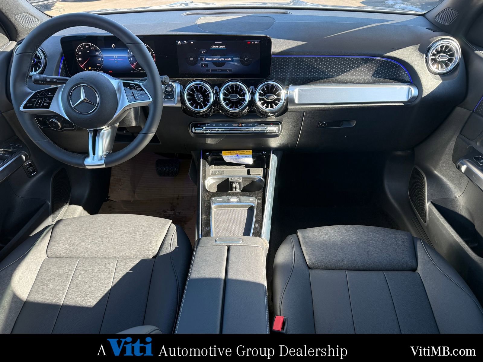 New 2026 Mercedes-Benz GLB 250 4MATIC image 2