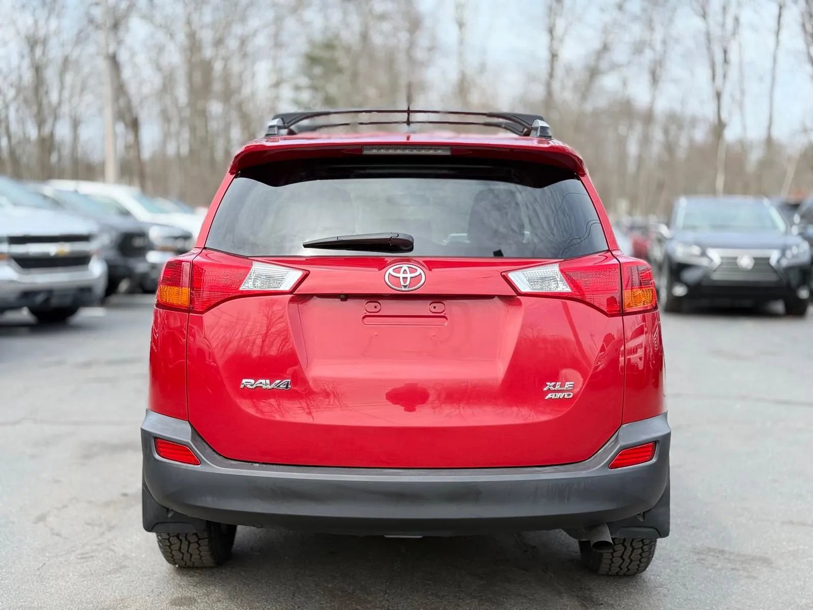 Used 2015 Toyota RAV4 XLE w/ Four Season Floor Mat Package image 6