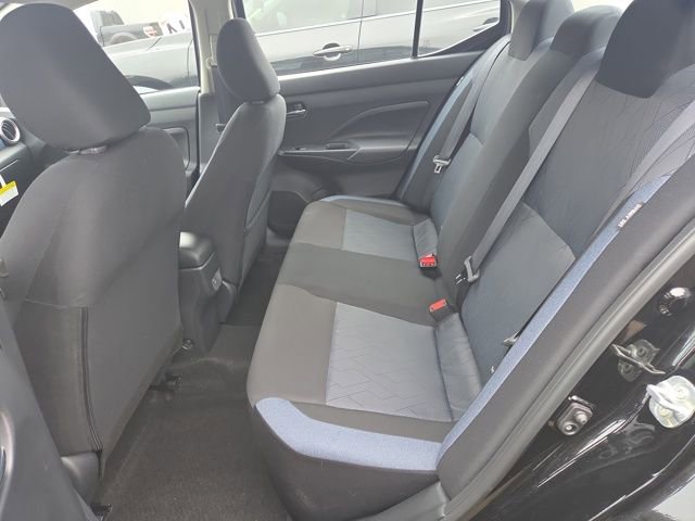 Used 2025 Nissan Versa SV w/ Trunk Package image 25