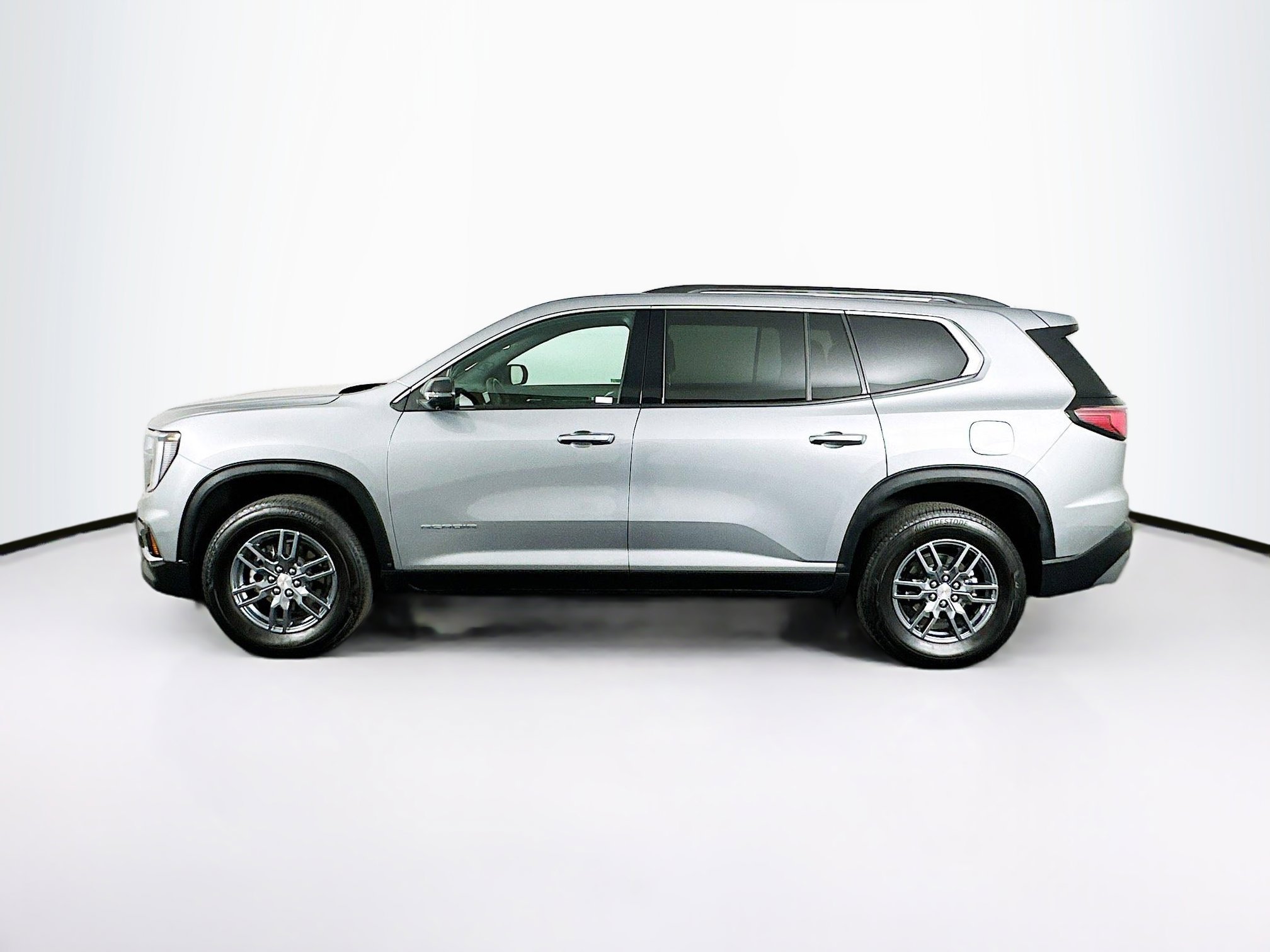 Used 2025 GMC Acadia Elevation image 4