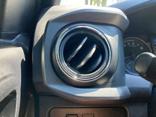 Used 2021 Toyota Tacoma TRD Off-Road image 27