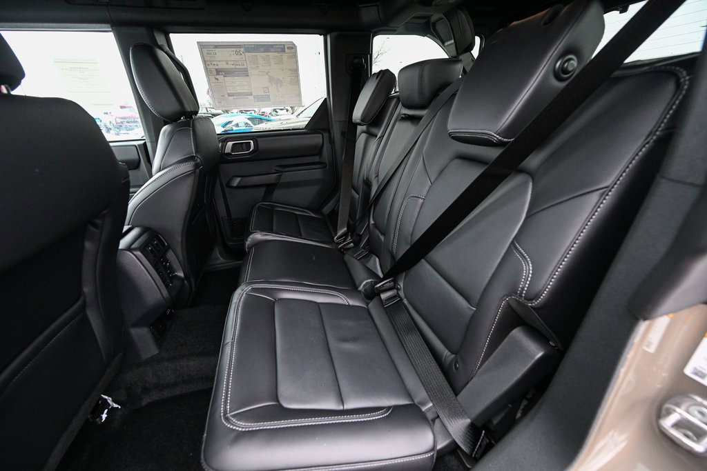 New 2025 Ford Bronco Outer Banks image 19