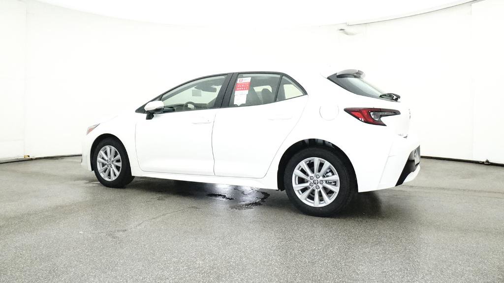New 2025 Toyota Corolla SE image 11