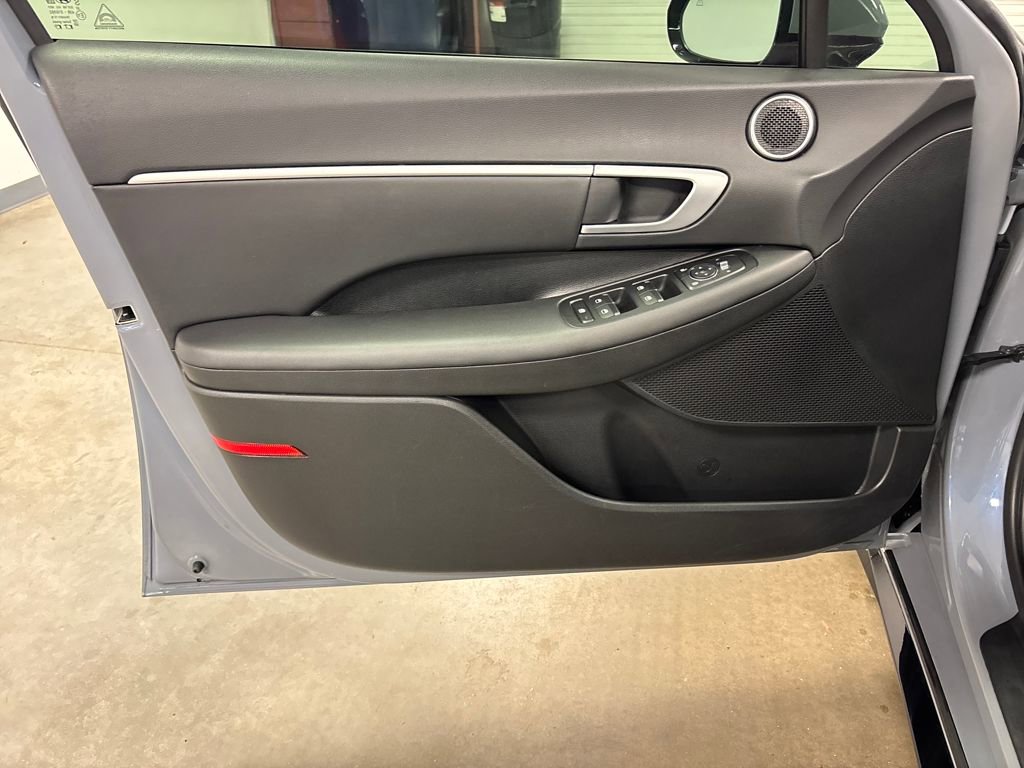 Used 2025 Hyundai Sonata SEL image 19